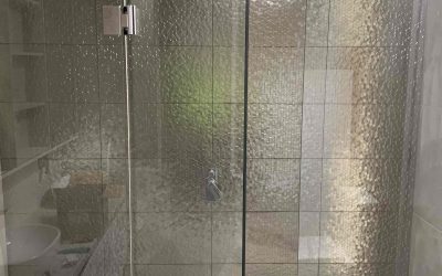 shower screens Coburg